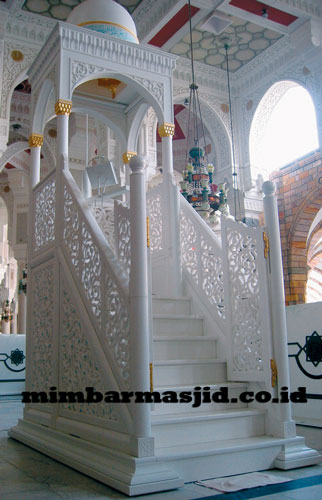 Mimbar Masjid Sesuai Sunnah
